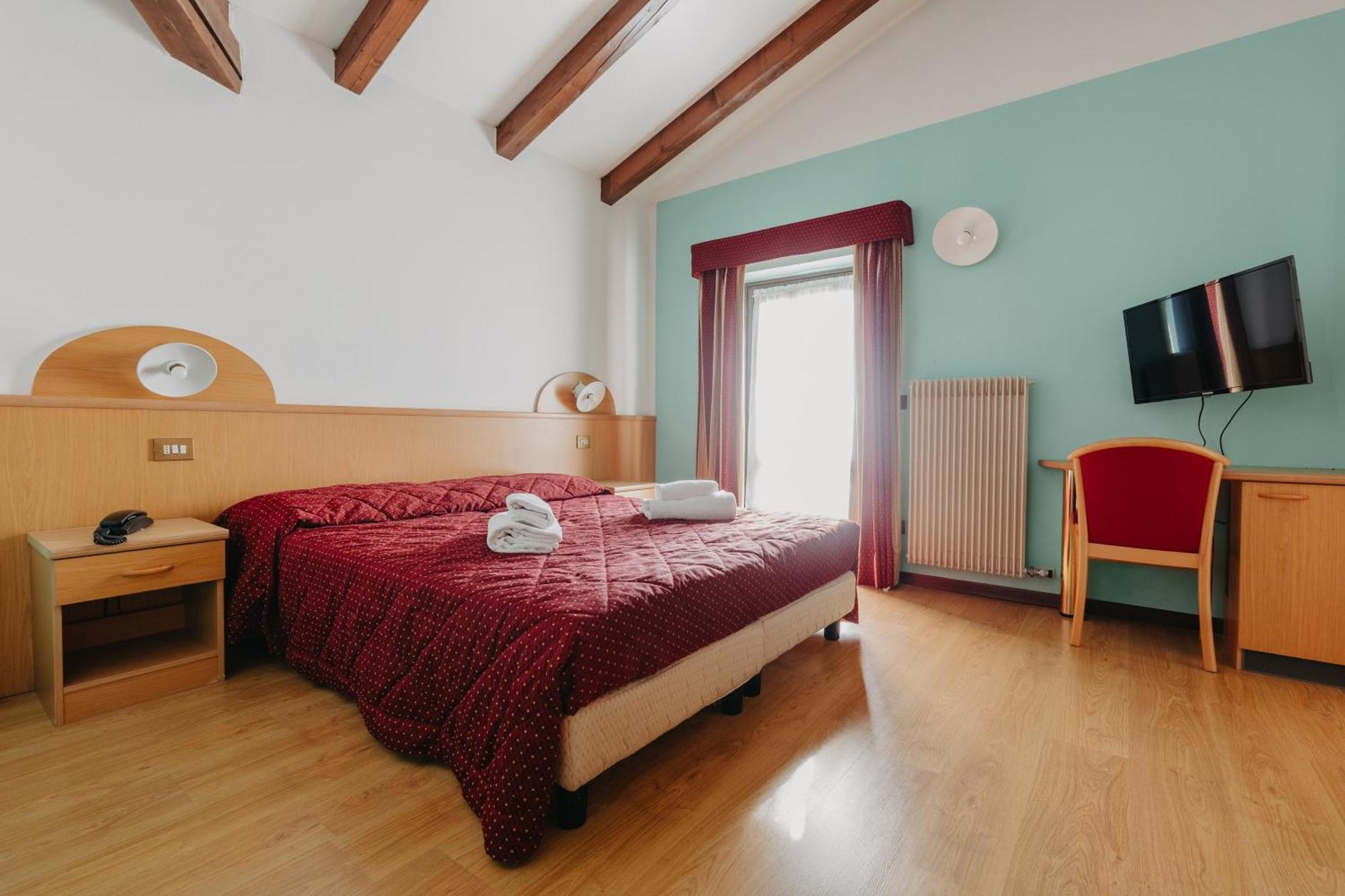 Hotel Spera Strigno Exterior photo